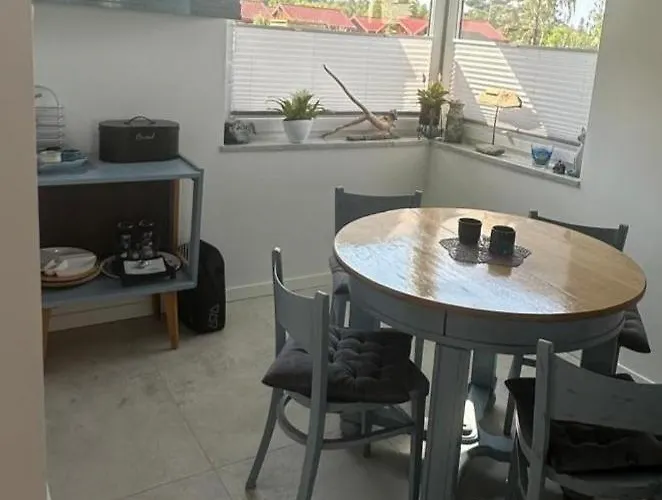 Semesterbostad Na Rozanej *