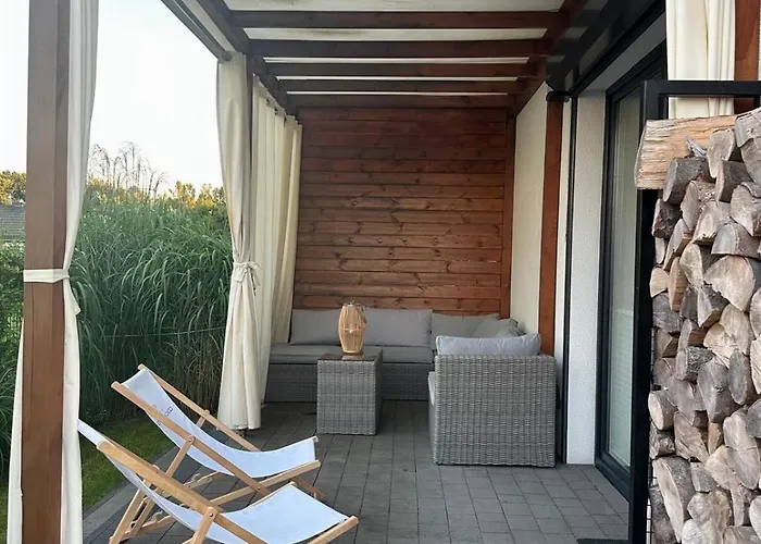 Semesterbostad Na Rozanej *