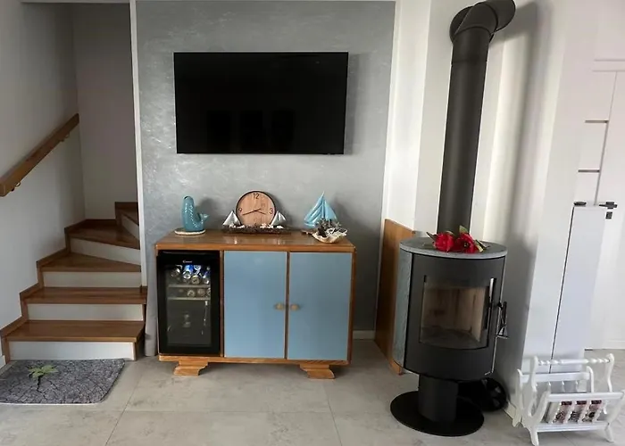 Semesterbostad Na Rozanej *